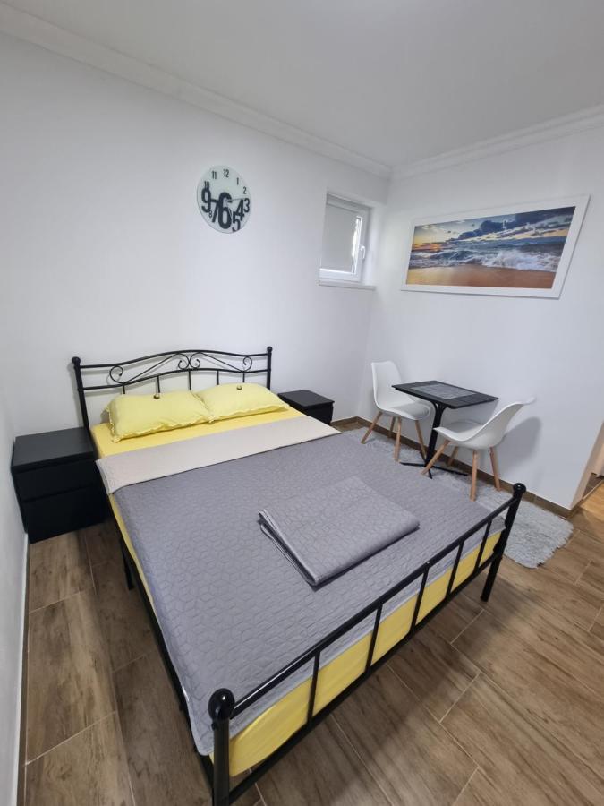 Apartma Jovana Копер Екстериор снимка